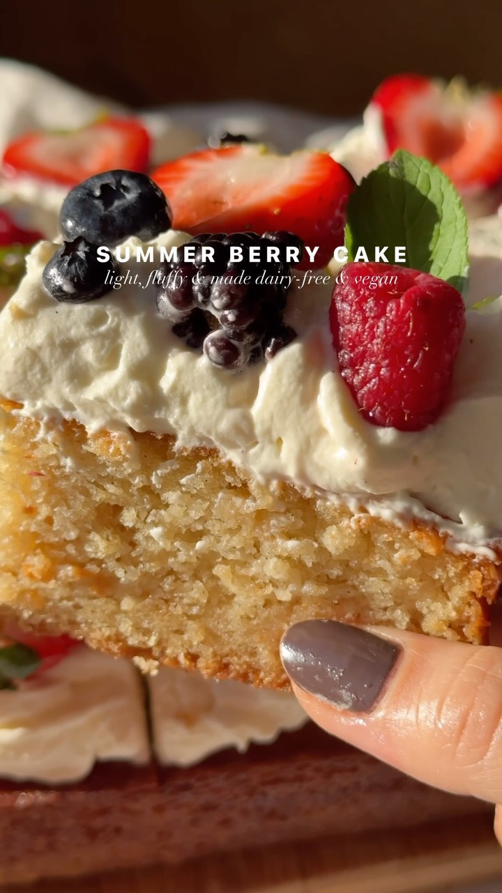 Vegan Summer Fruit Cake