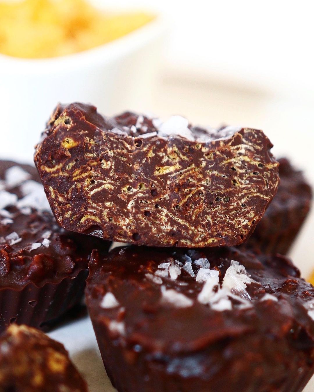 Crunchy Chocolate Cups with Cornflakes