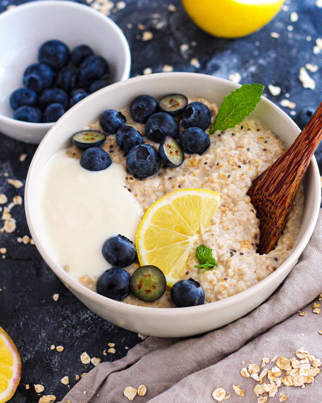 Lemon Poppyseed Overnight Oats