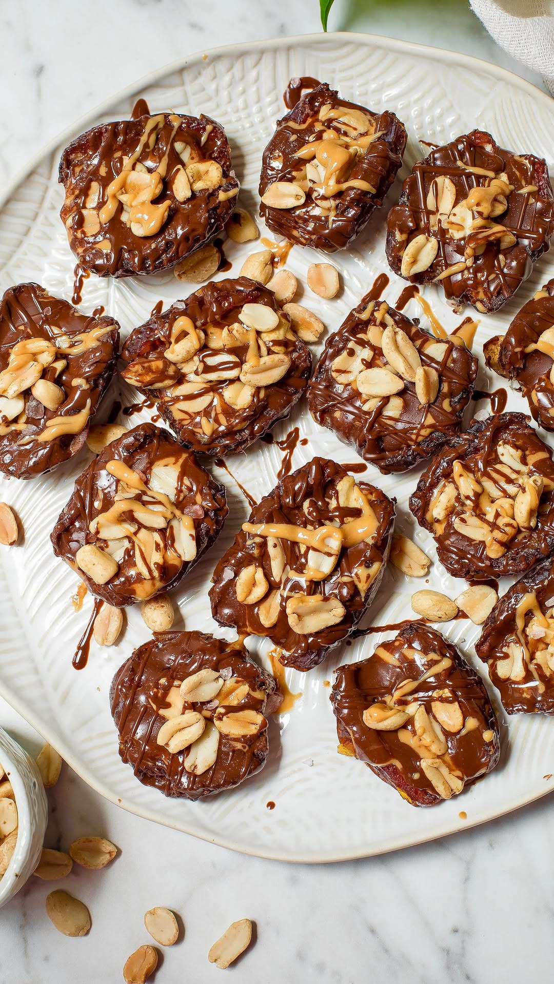 Sweetheart Snickers Dates Treat