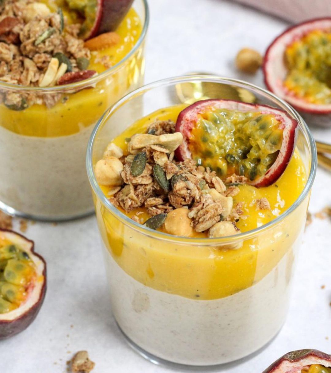 Healthy Vegan Smoothie Bowl Breakfast