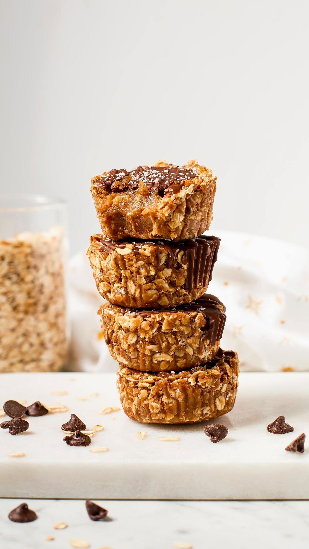 5-Ingredient Oatmeal Caramel Cups