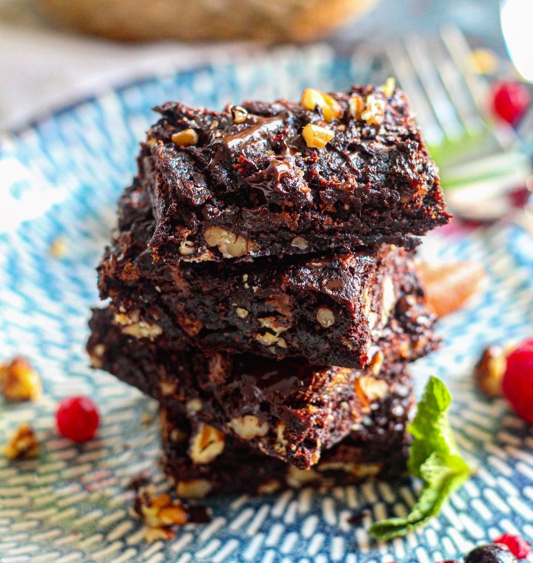 Healthy Salted Caramel Brownies