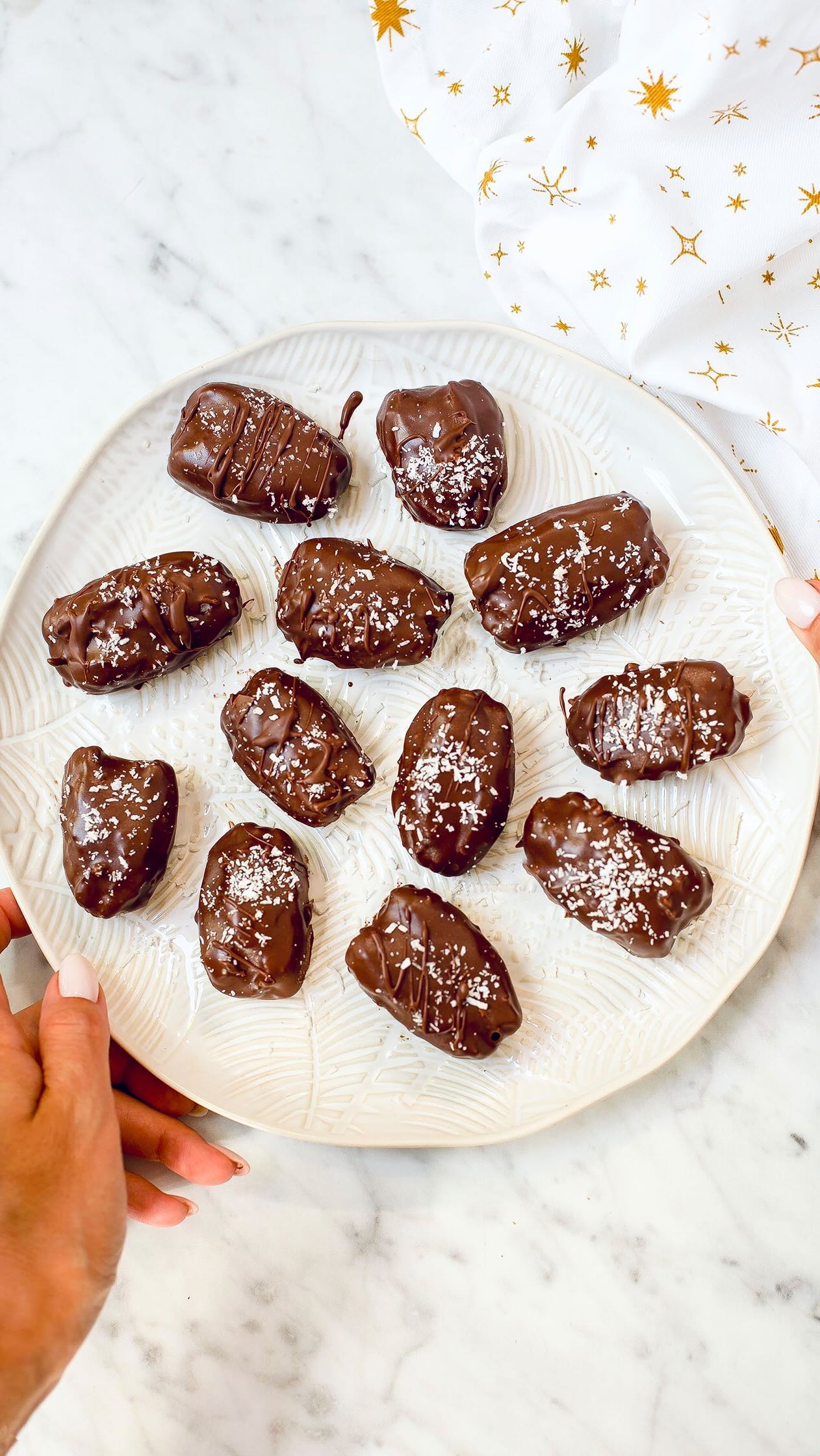 Easy 4-Ingredient Bounty Dates