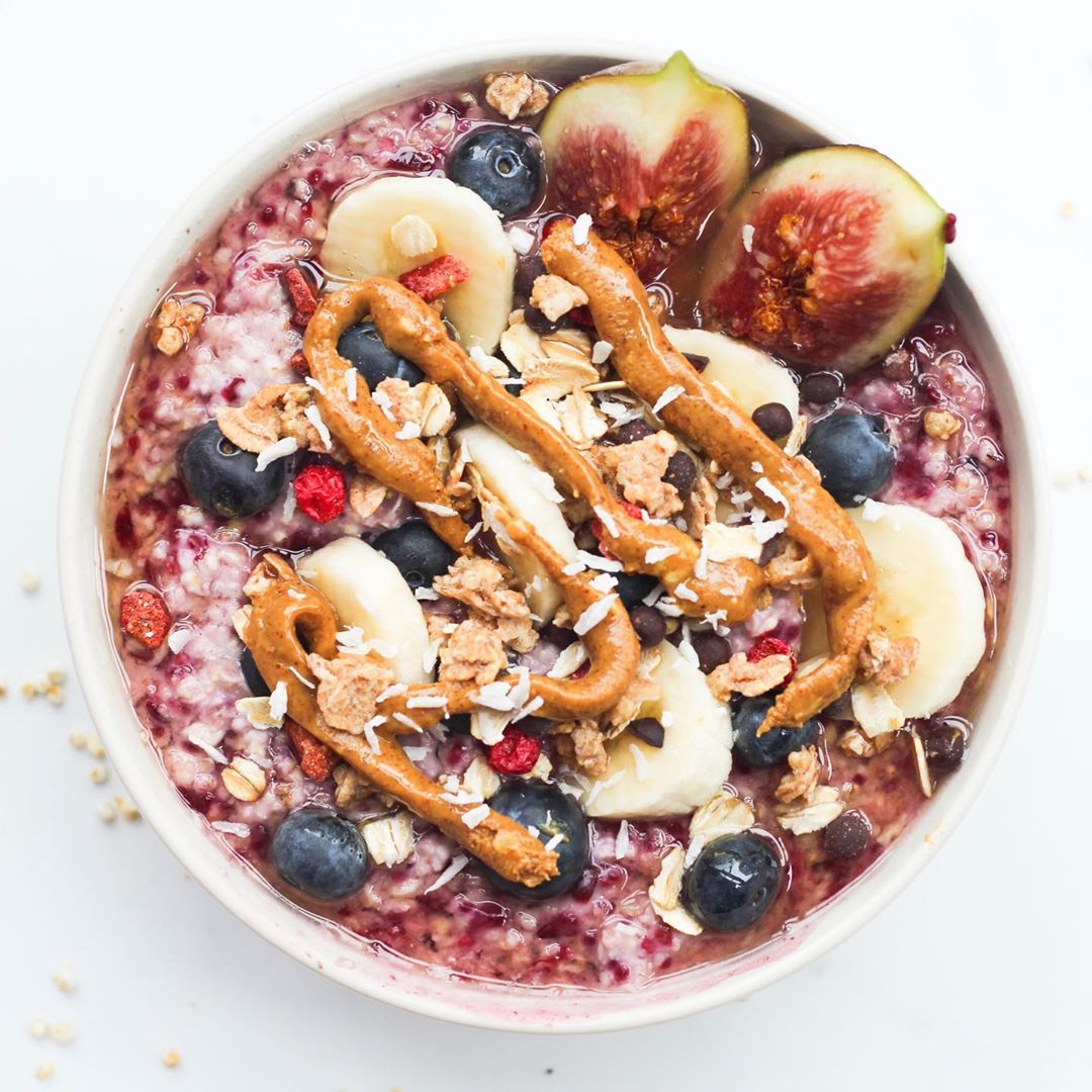 Peanut Butter Fruit Porridge Bowl