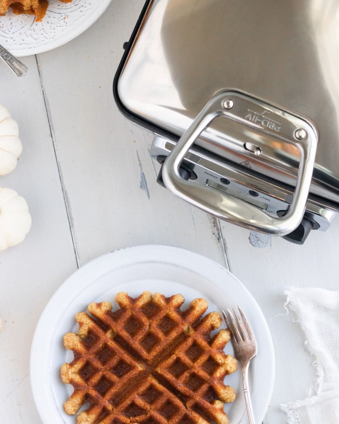 Easy Vegan Grain-Free Pumpkin Waffles