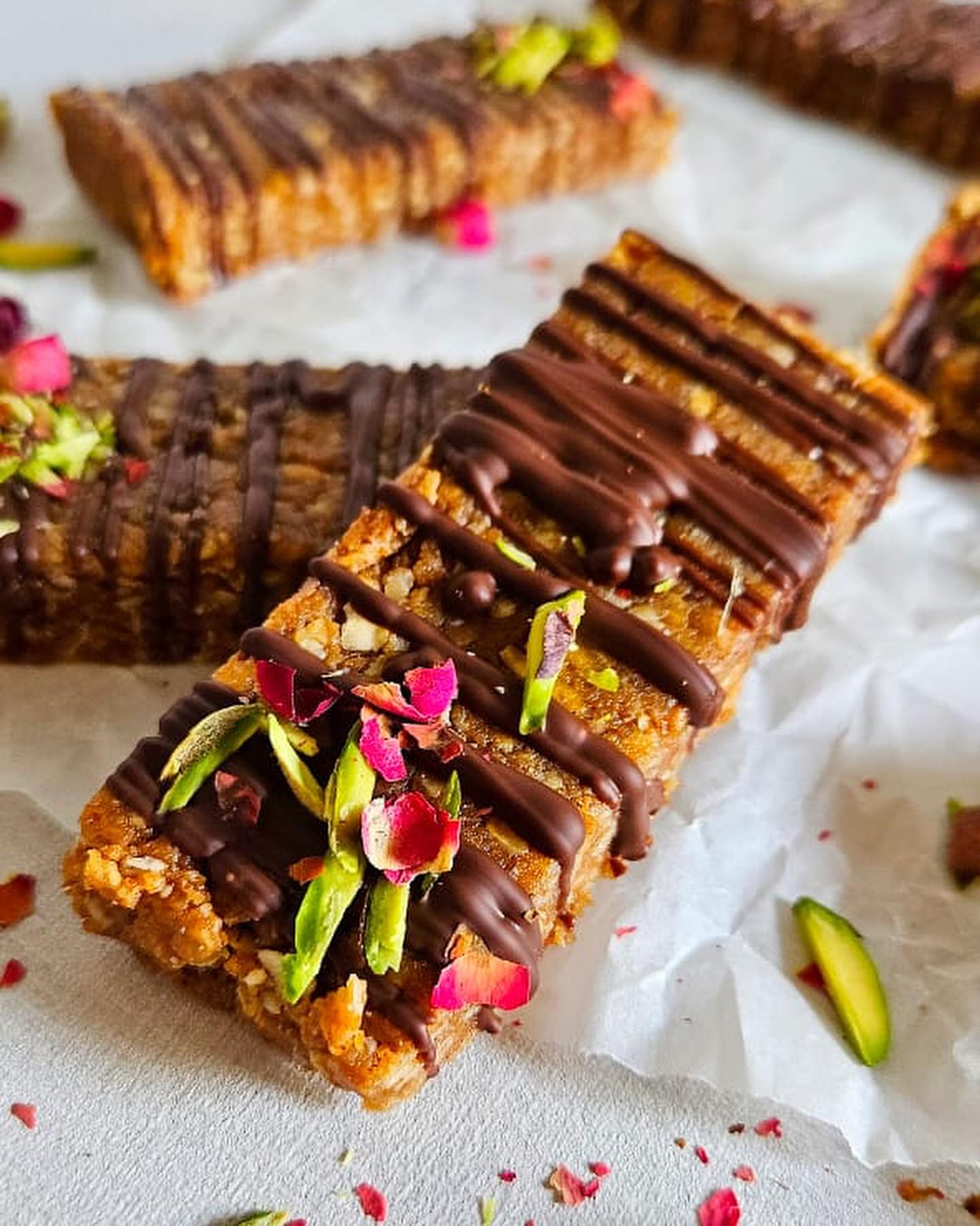 Quick 4-Ingredient Energy Bars