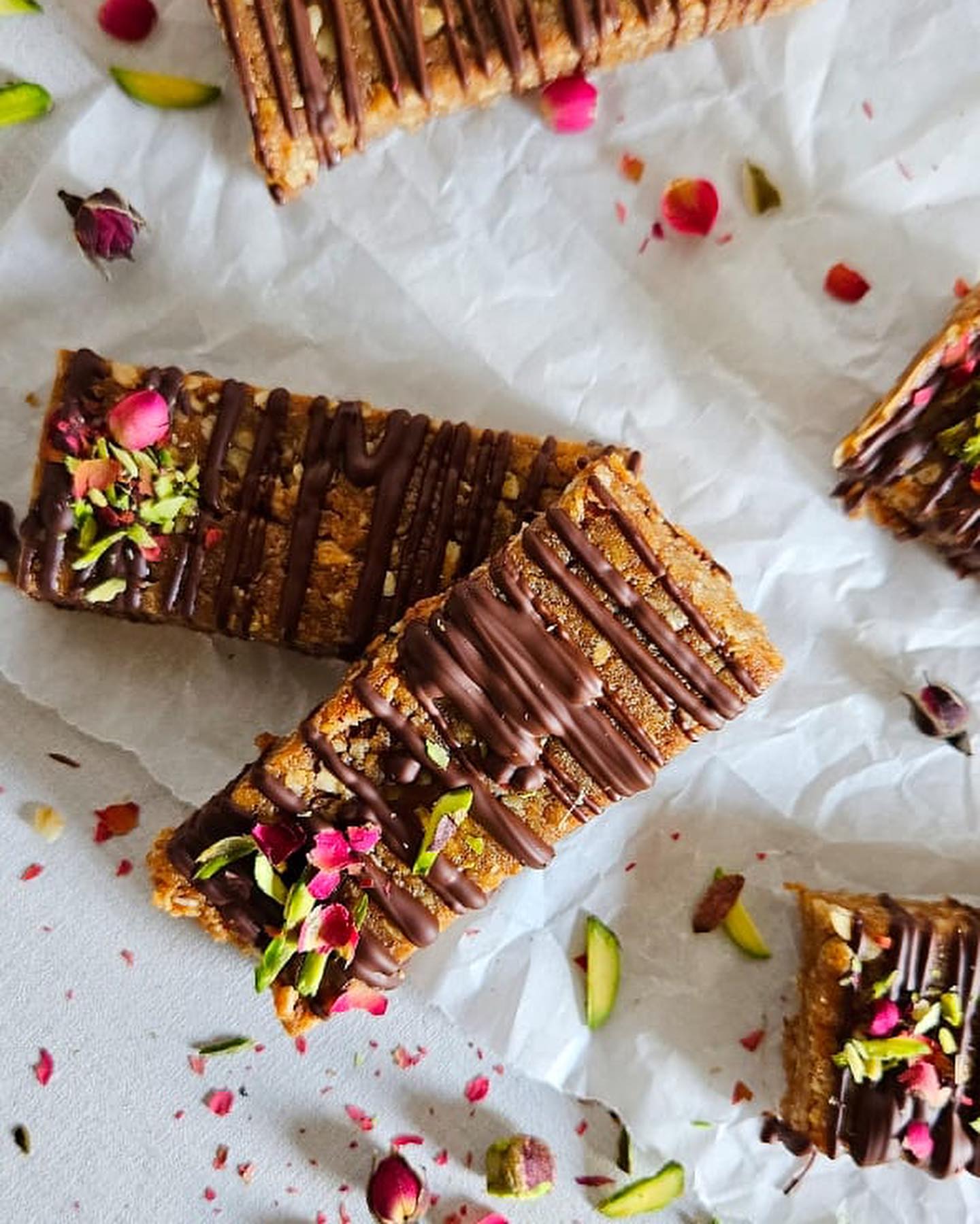 Quick 4-Ingredient Energy Bars
