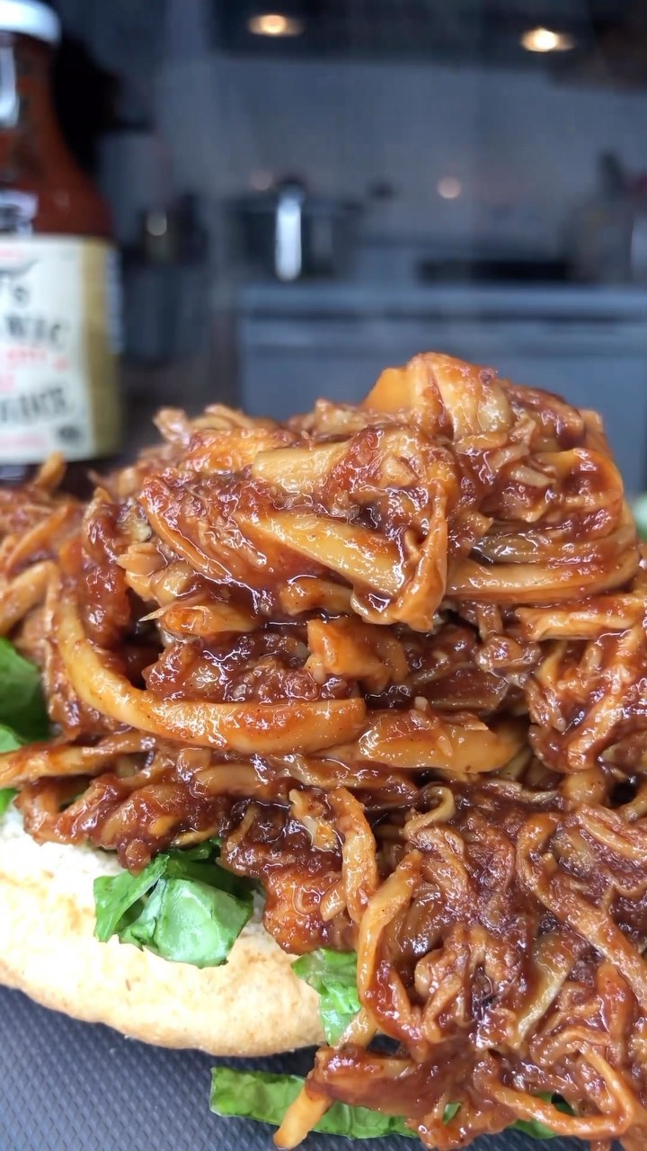 Easy 20-Minute Mushroom Pulled Pork
