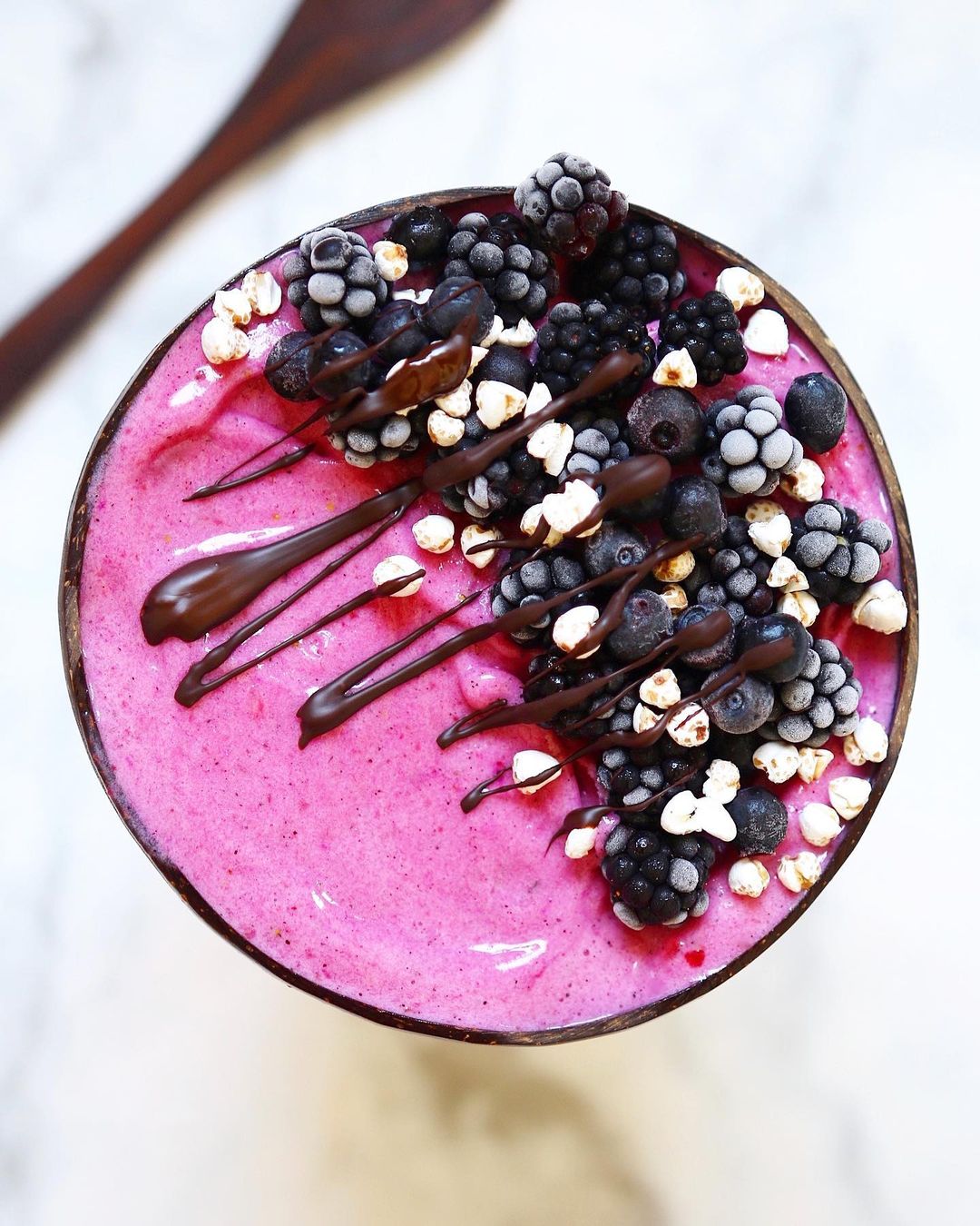 Vegan Smoothie Bowl with Berries and Chocolate