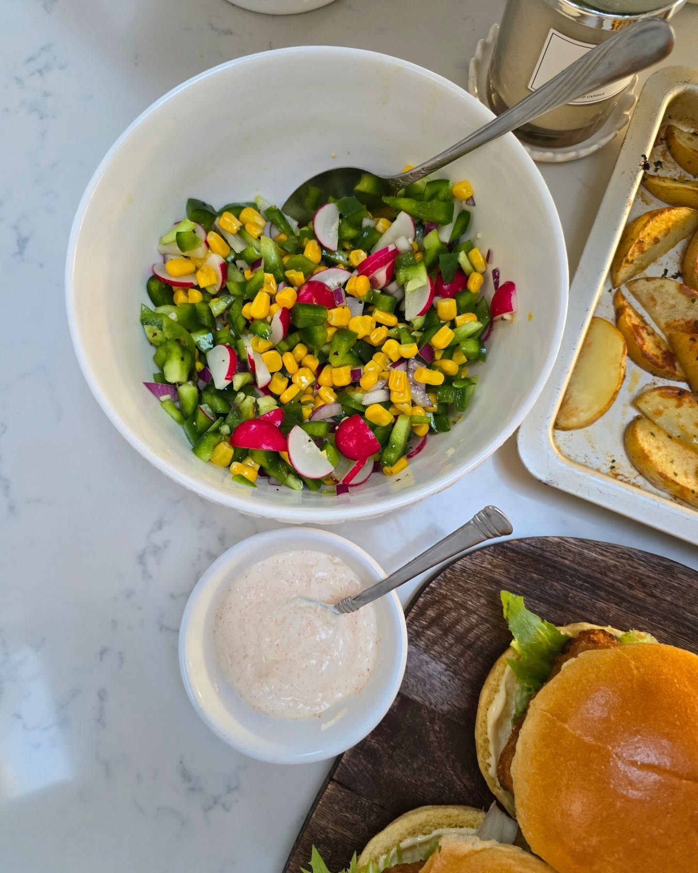 Colourful Salad with Yoghurt Sauce