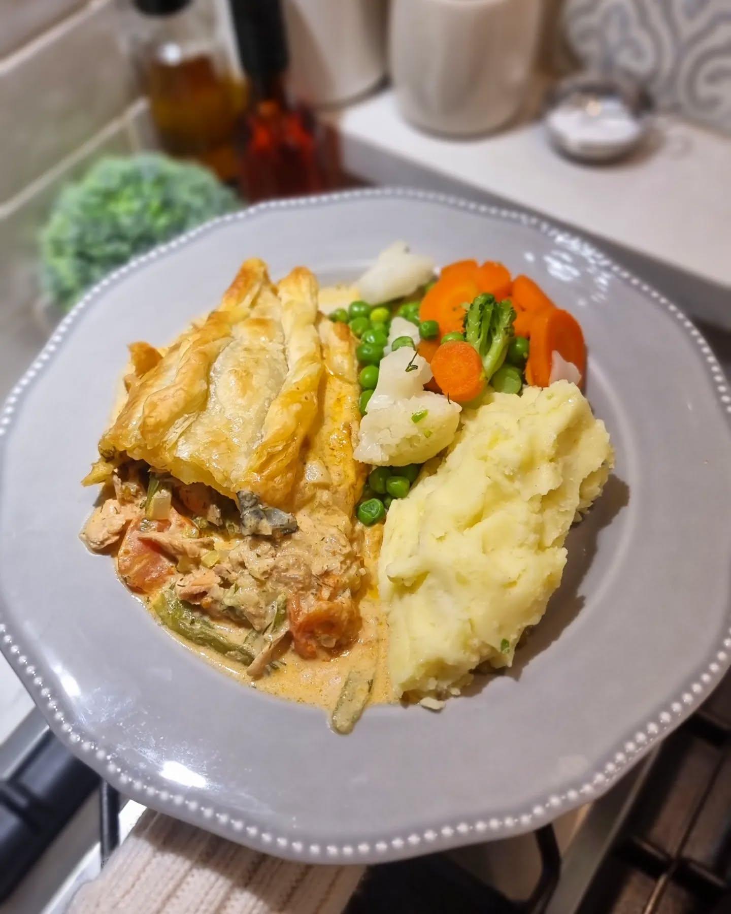 Smoked Paprika and Dill Salmon Pie