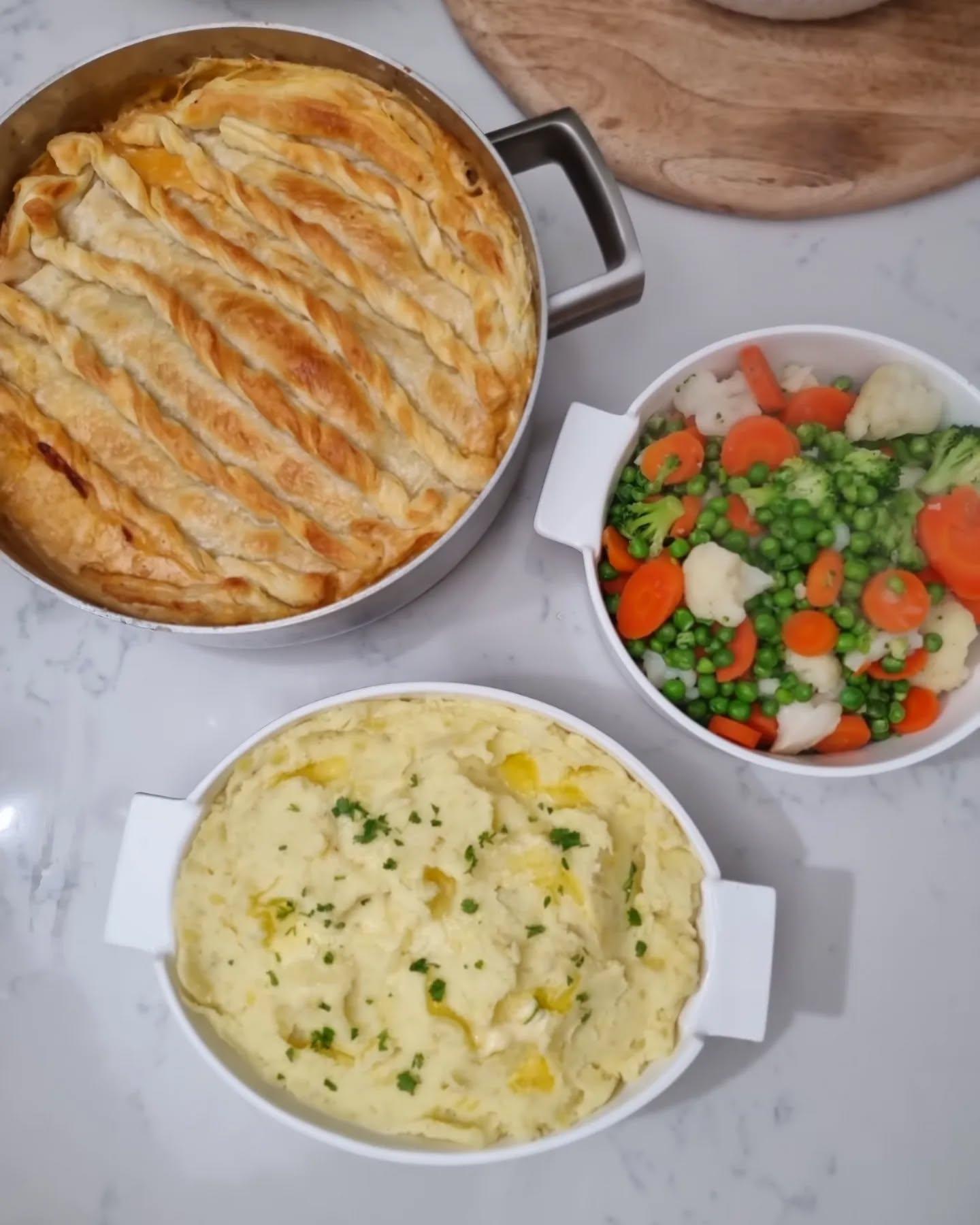Smoked Paprika and Dill Salmon Pie