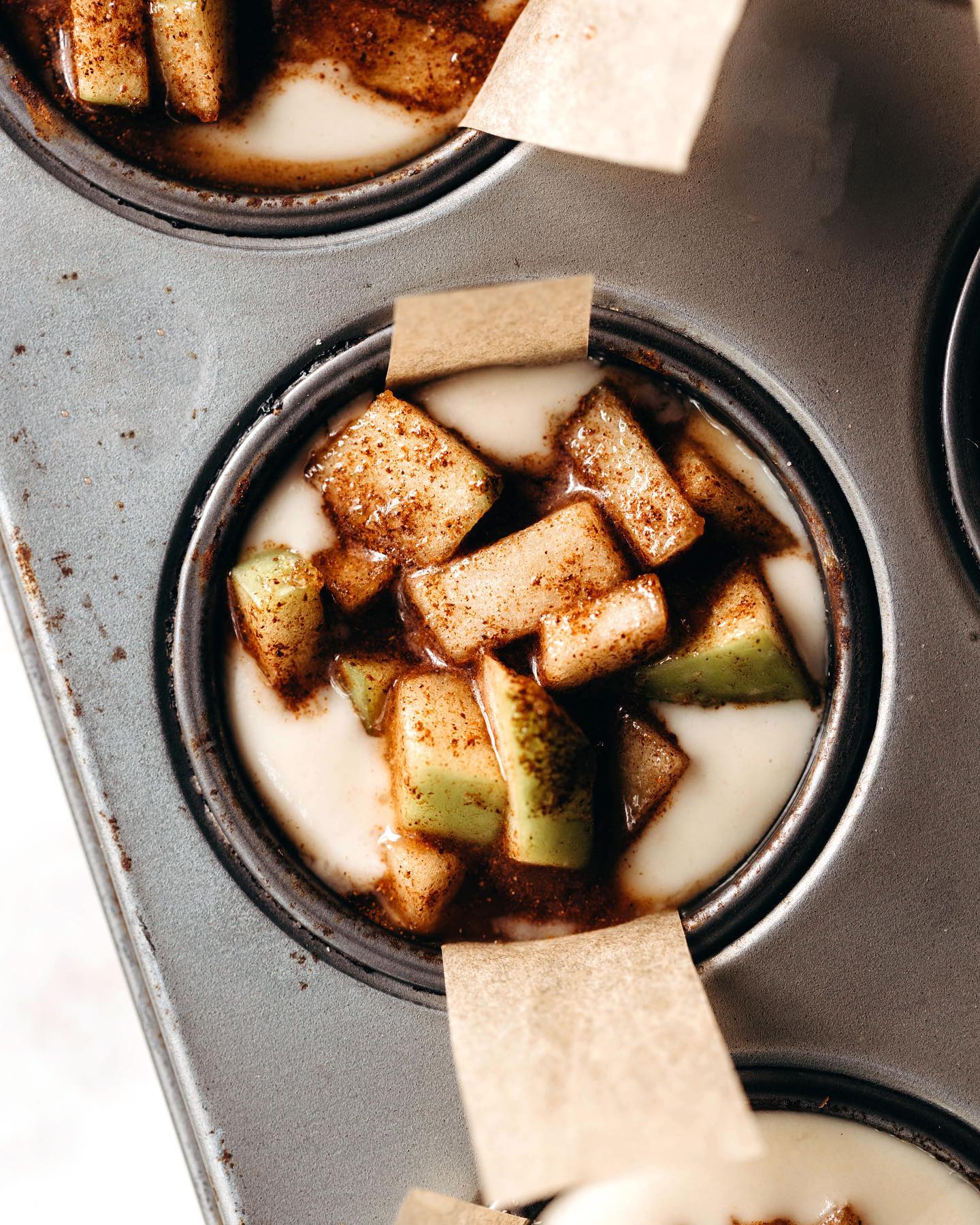 Cinnamon Apple Mini Cheesecakes