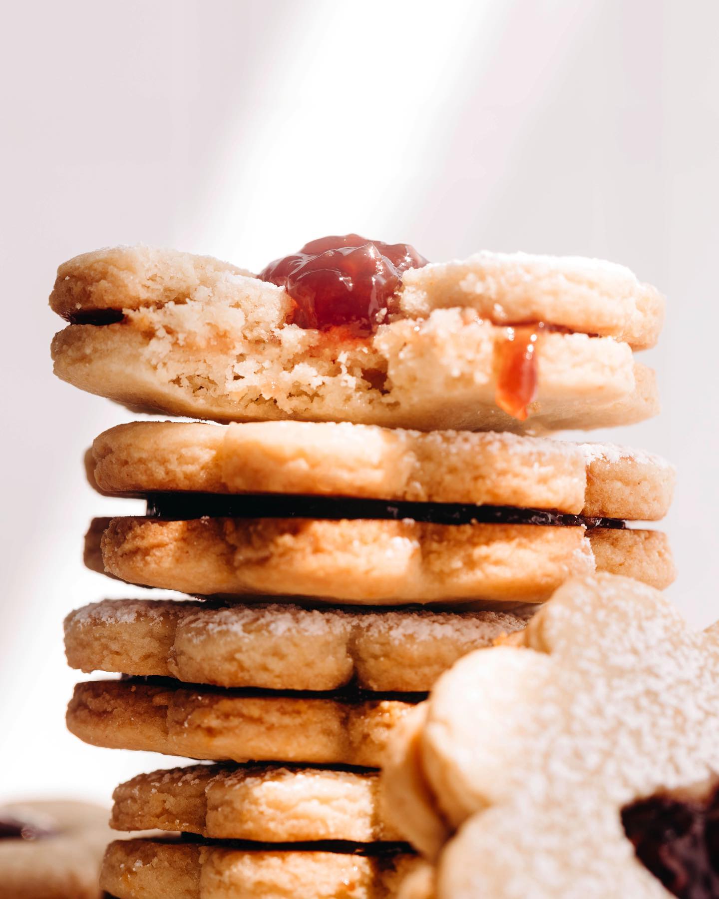 Linzer Flowers Cookies with Raspberry Pomegranate Filling