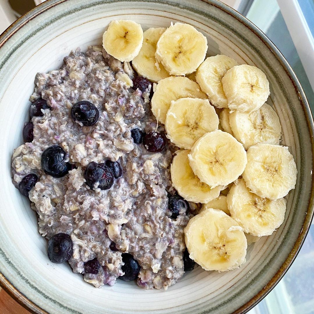 Blueberry Banana Overnight Oats Breakfast