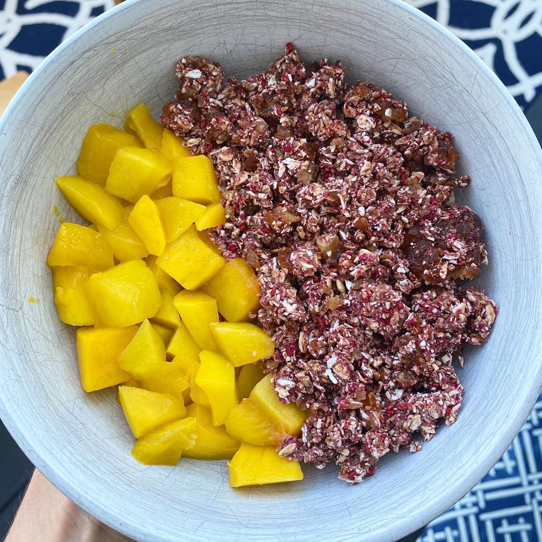 Raspberry Rawnola Breakfast with Mango Side