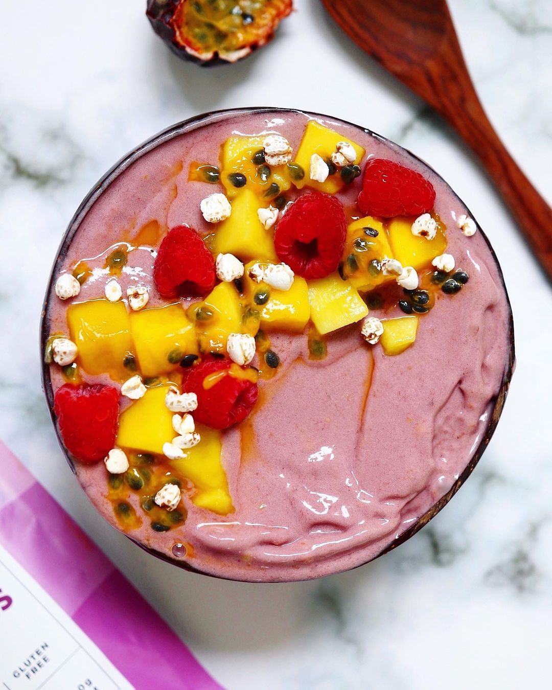 Easy Vegan Berry Smoothie Bowl