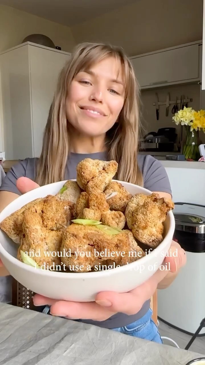 Crispy Barbecue Cauliflower Wings with Dip