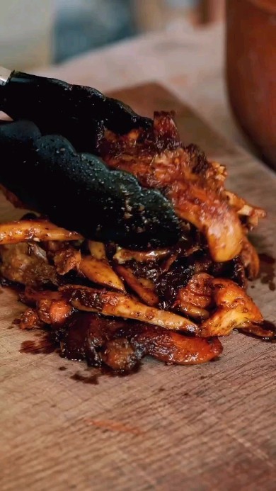 Vegan Oyster Mushroom Shawarma
