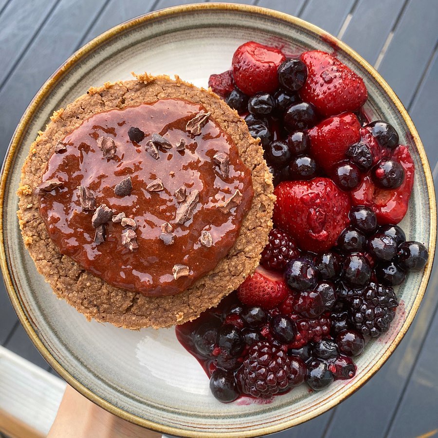 Chocolate Oat Bake with Raspberry Sauce