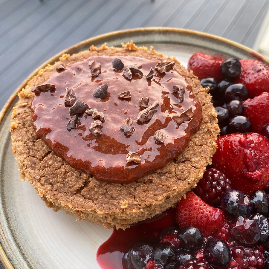 Chocolate Oat Bake with Raspberry Sauce
