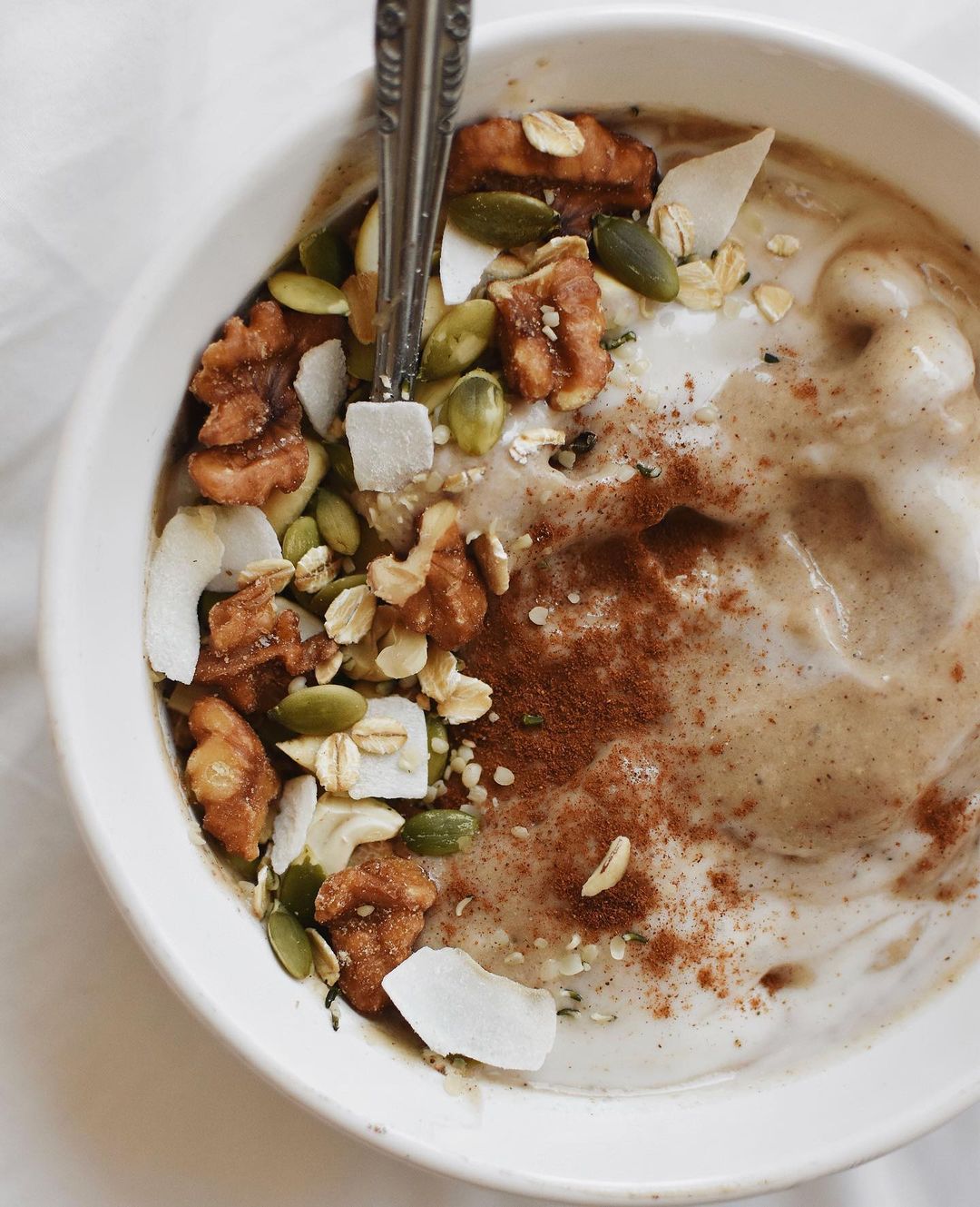 Chai Spiced Smoothie Bowl with Toppings