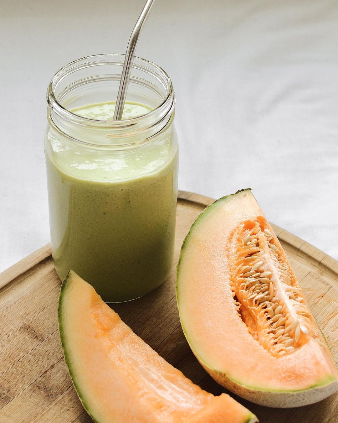 Healthy Avocado Banana Smoothie