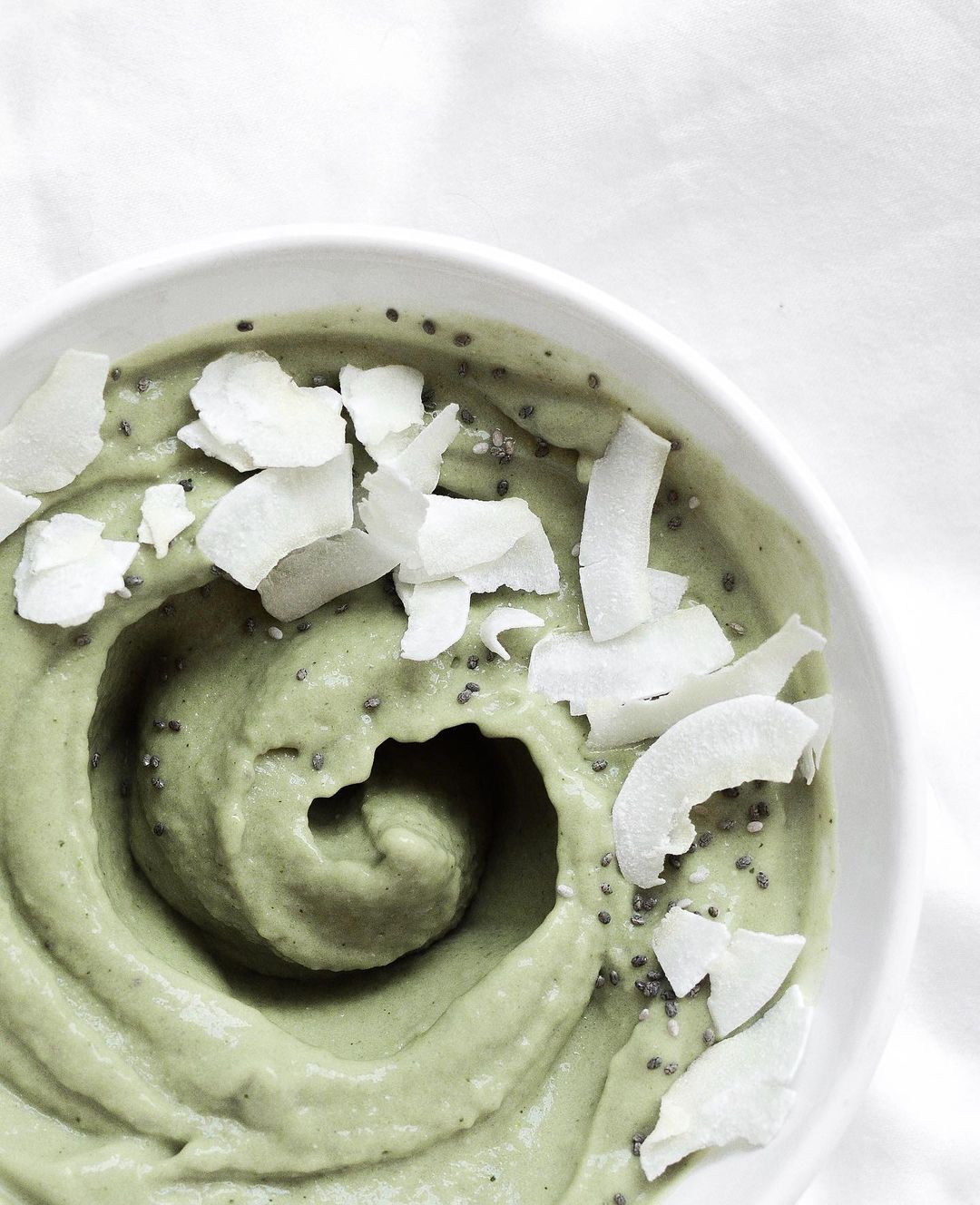 Homemade Vanilla Matcha Smoothie