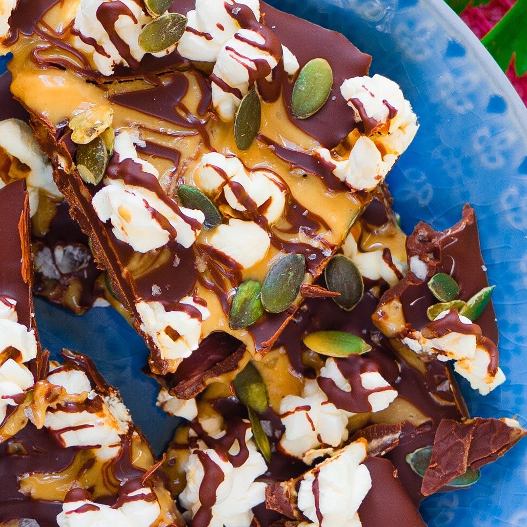 5-Ingredient Popcorn and Peanut Butter Chocolate Bark