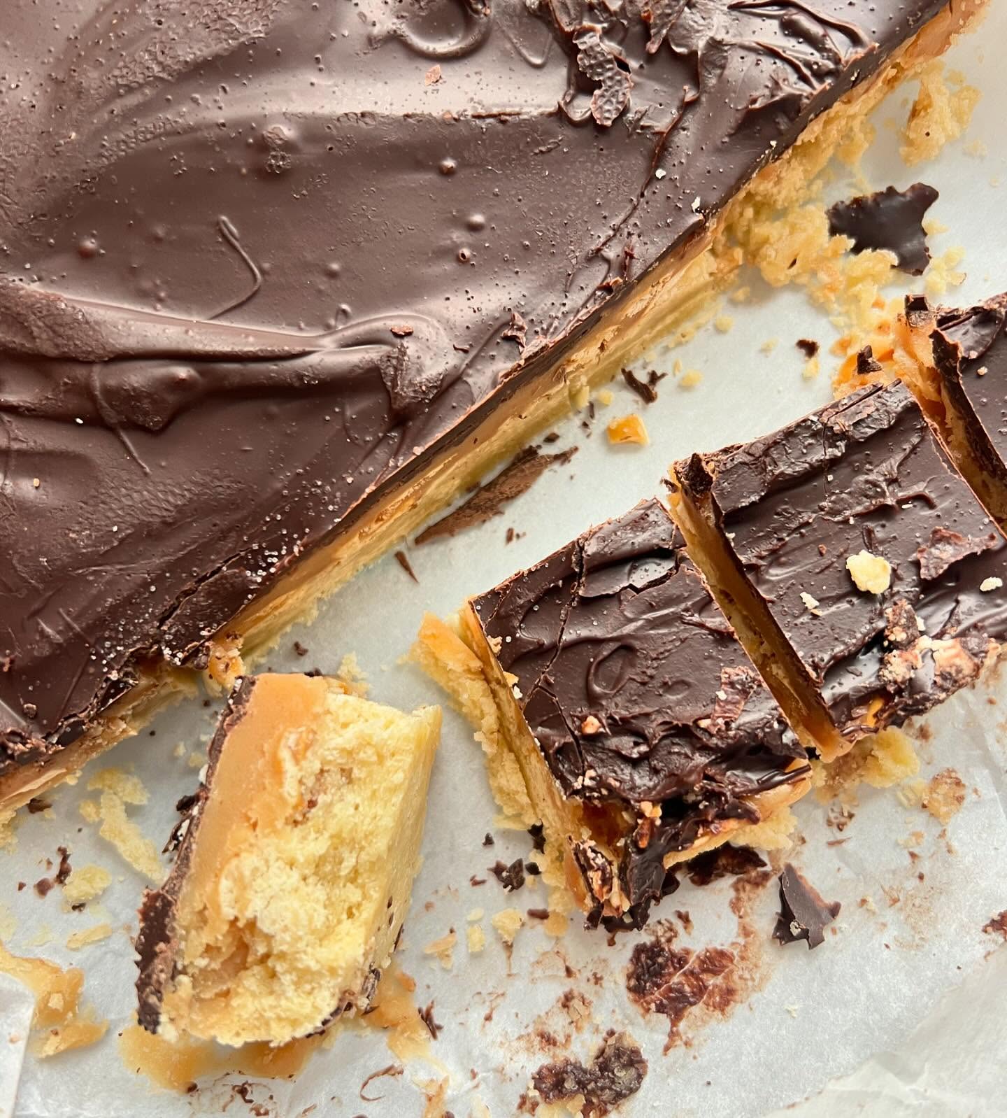 Pretzel Shortbread Dessert Bars