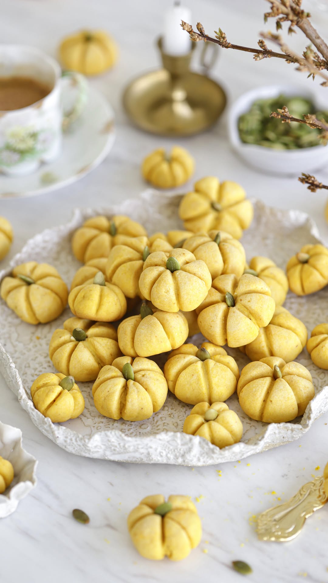 Pumpkin-Shaped Butter Cookies