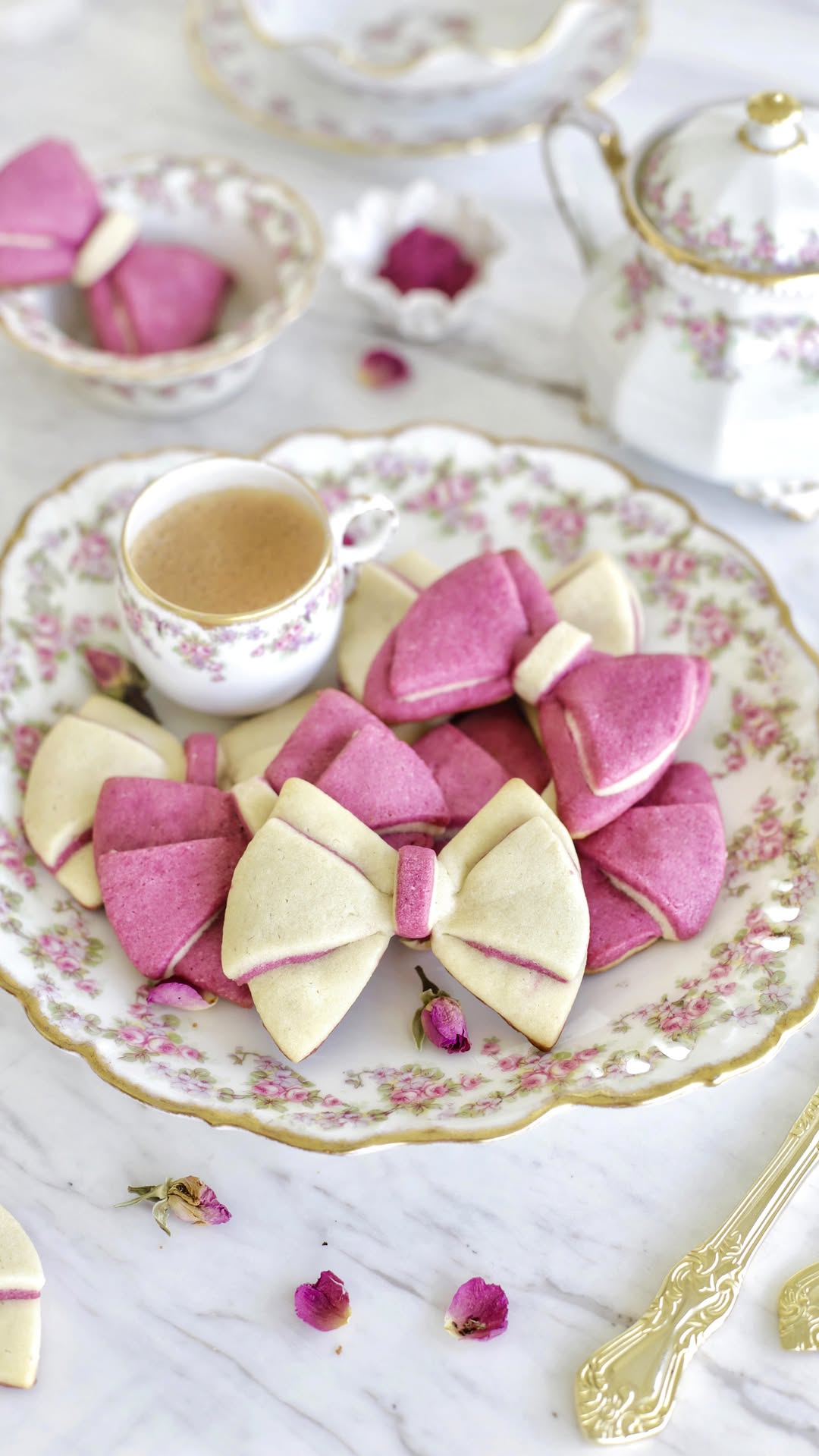 Vegan Bow Tie Cookies