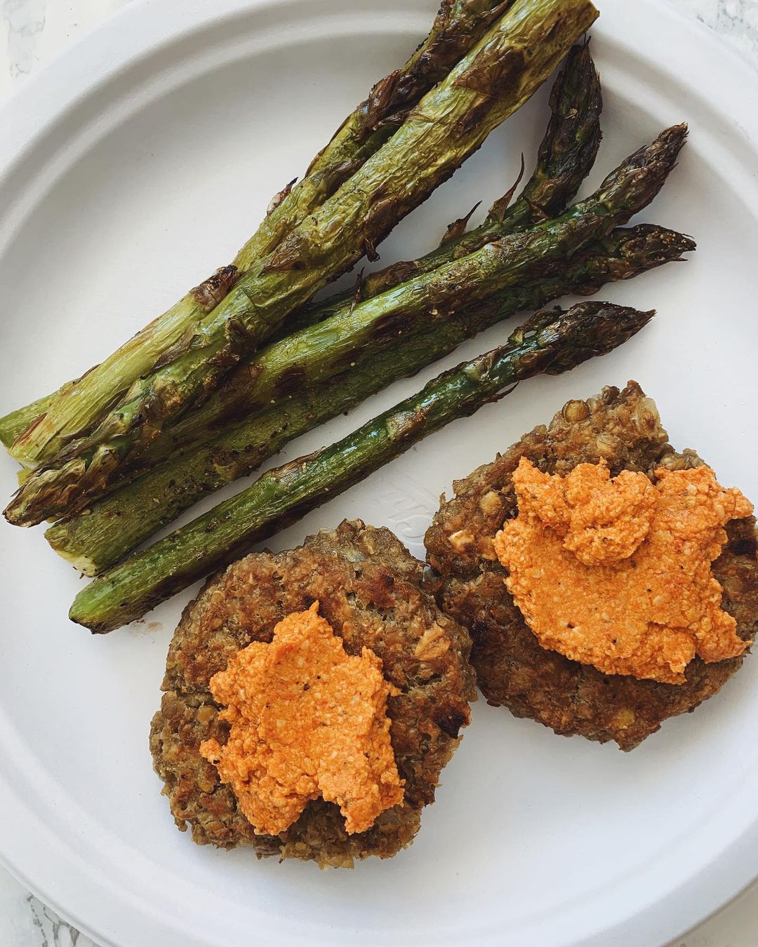 Tasty Lentil Cakes with Oats and Eggs