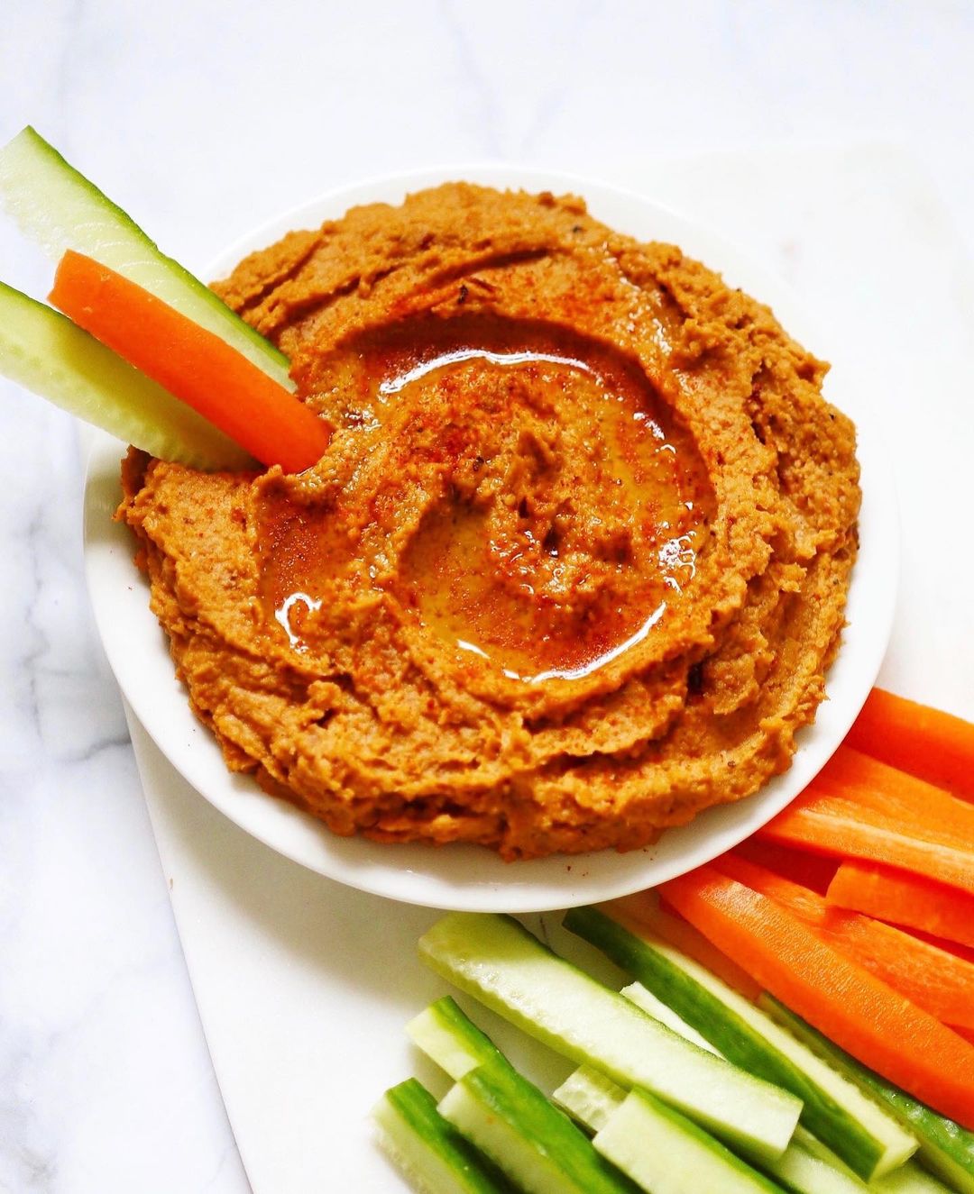 Sundried Tomato Hummus Snack Idea