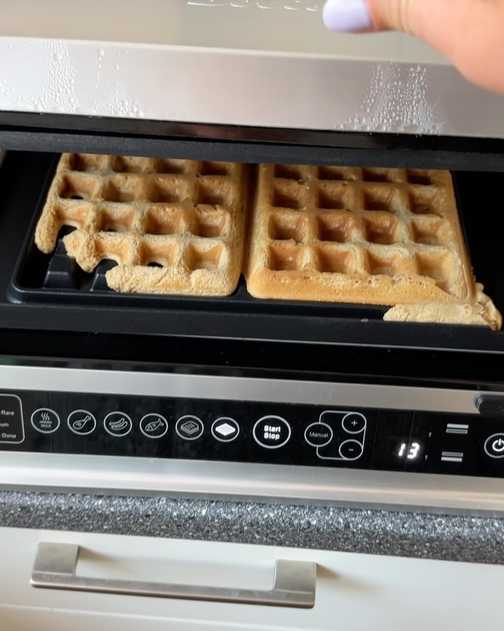Vegan Gluten-Free Oat Waffles