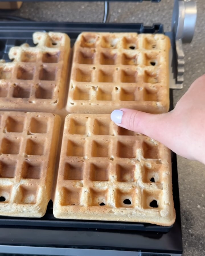Vegan Gluten-Free Oat Waffles
