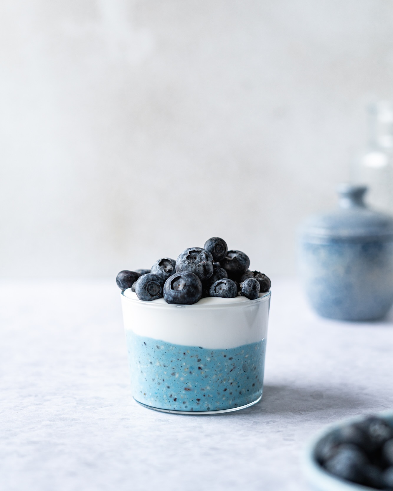 Overnight Oats with Blue Spirulina