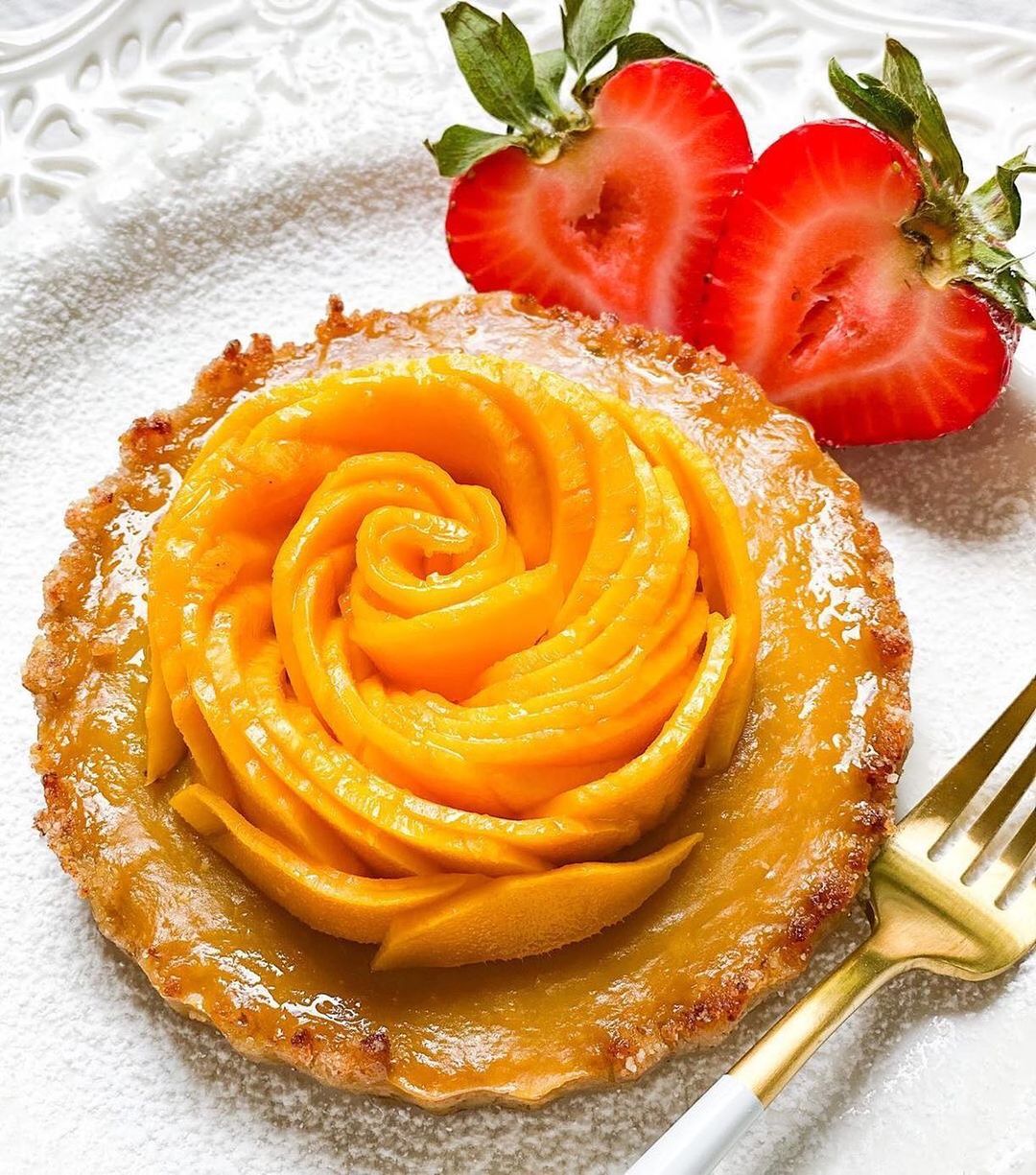 Vegan Gluten-Free No-Bake Mango Mini Tart