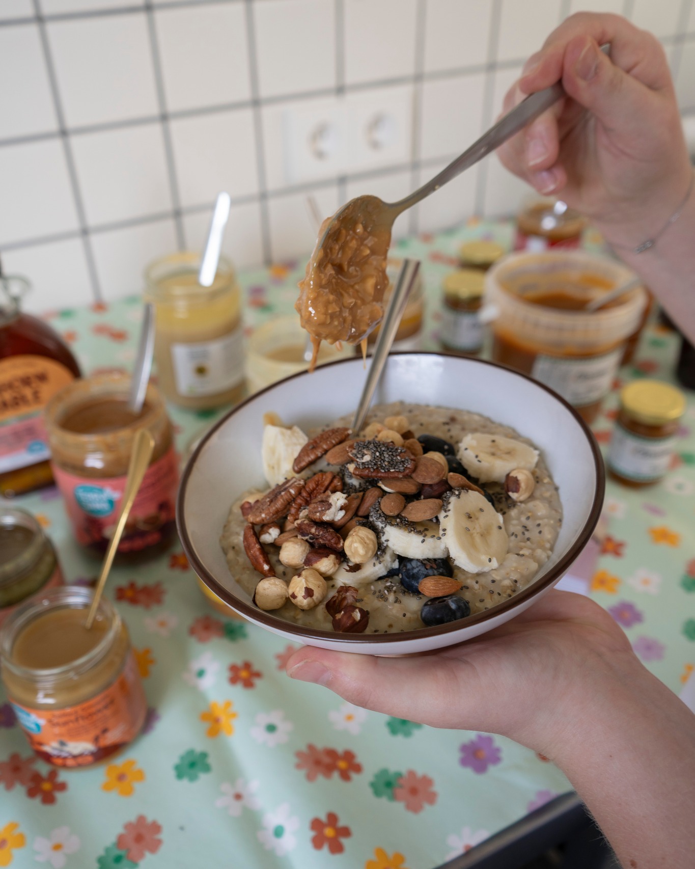 Oatmeal Porridge with Toppings
