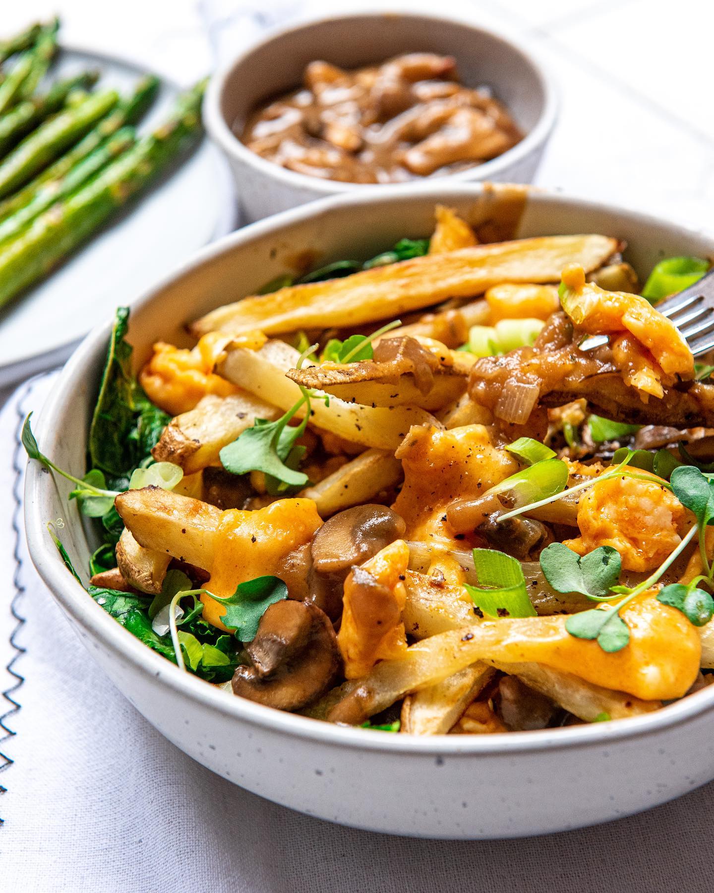 Baked Vegan French Fries with Sriracha Mayo