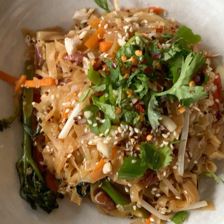 Vegan Stir Fry with Rice Noodles and Quinoa