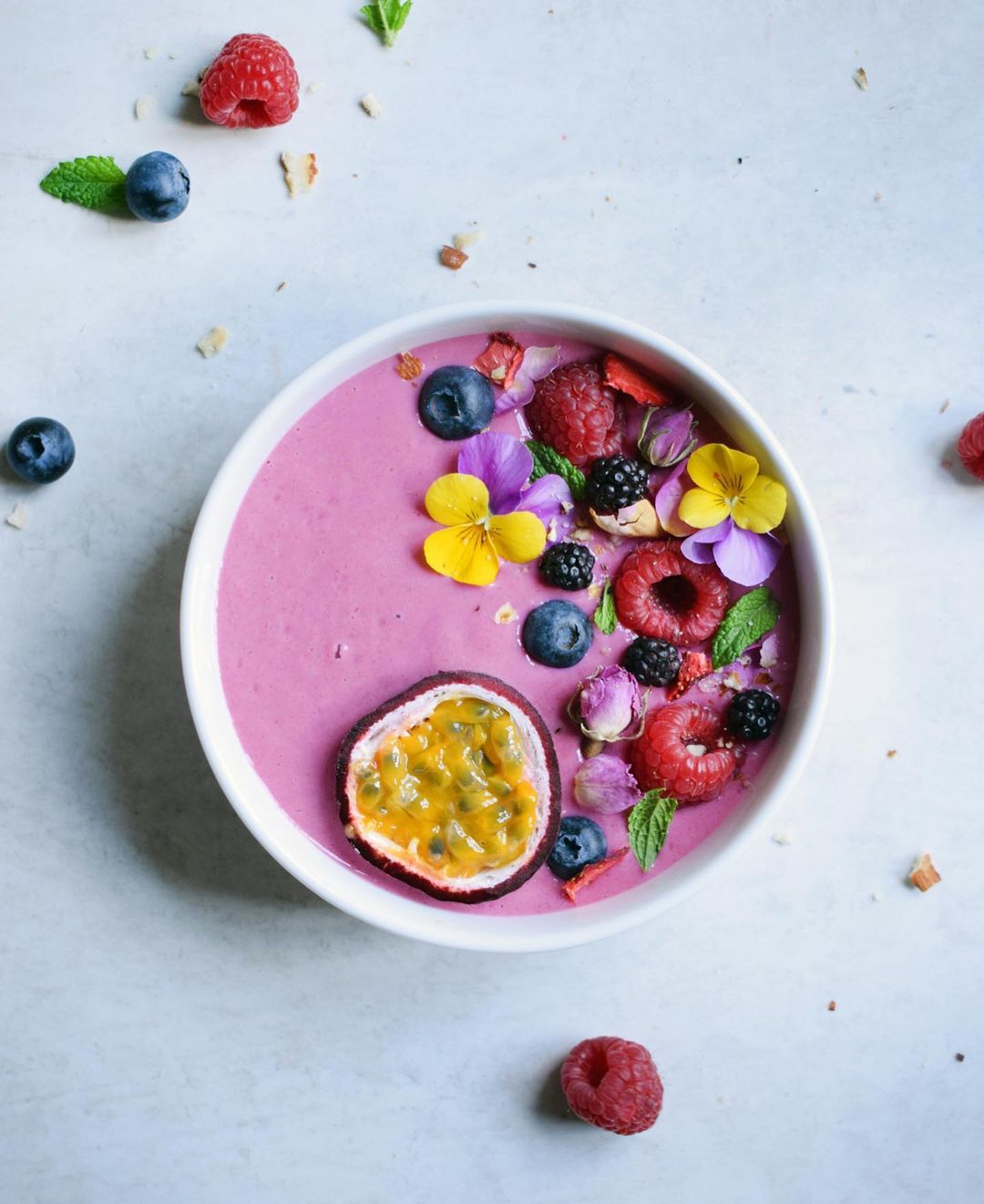 Absolutely Gorgeous Pink Smoothie Bowl