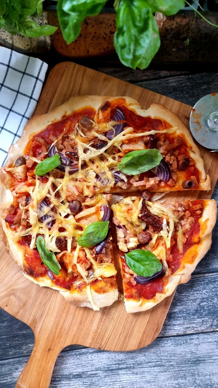 Vegan Kimchi and Bacon Pizza