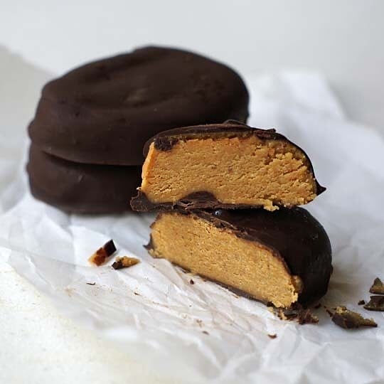 Peanut Butter Chocolate Easter Eggs