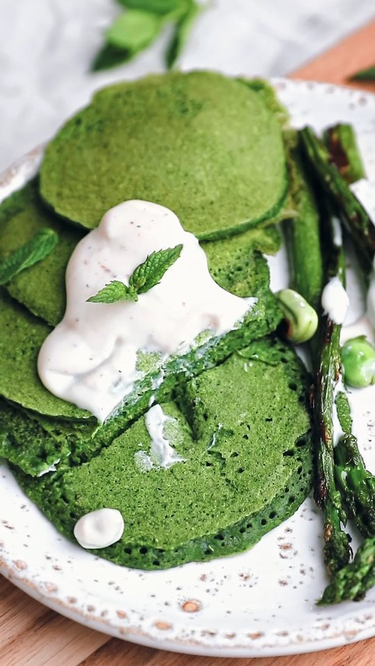 Green Pancakes with Spinach, Mint, and Zucchini