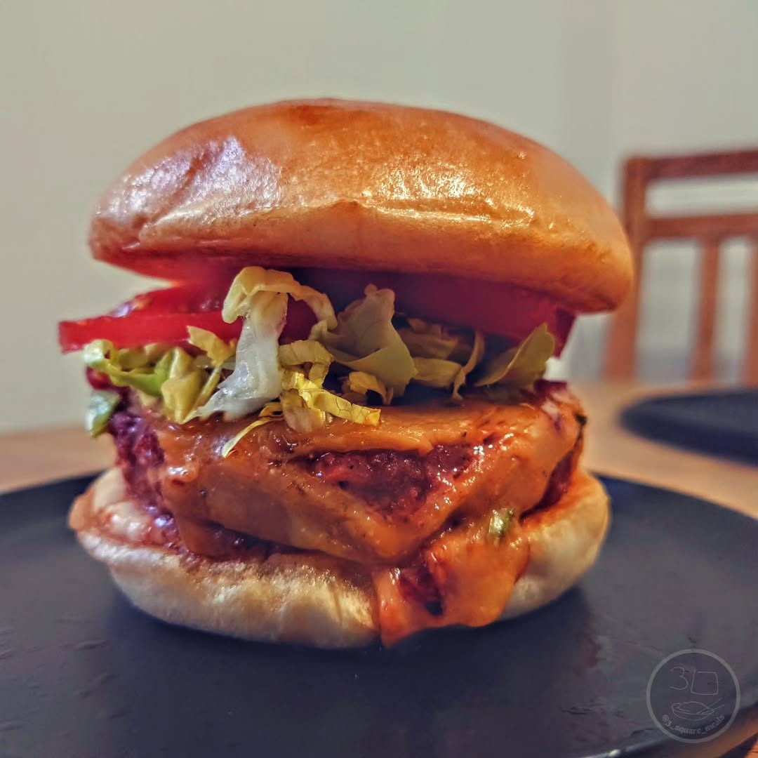 Spicy Cheese Veggie Burger
