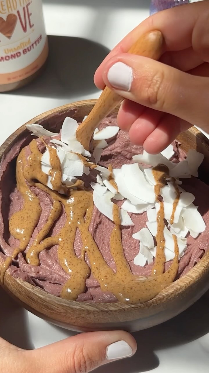 Purple Sweet Potato Smoothie Bowl