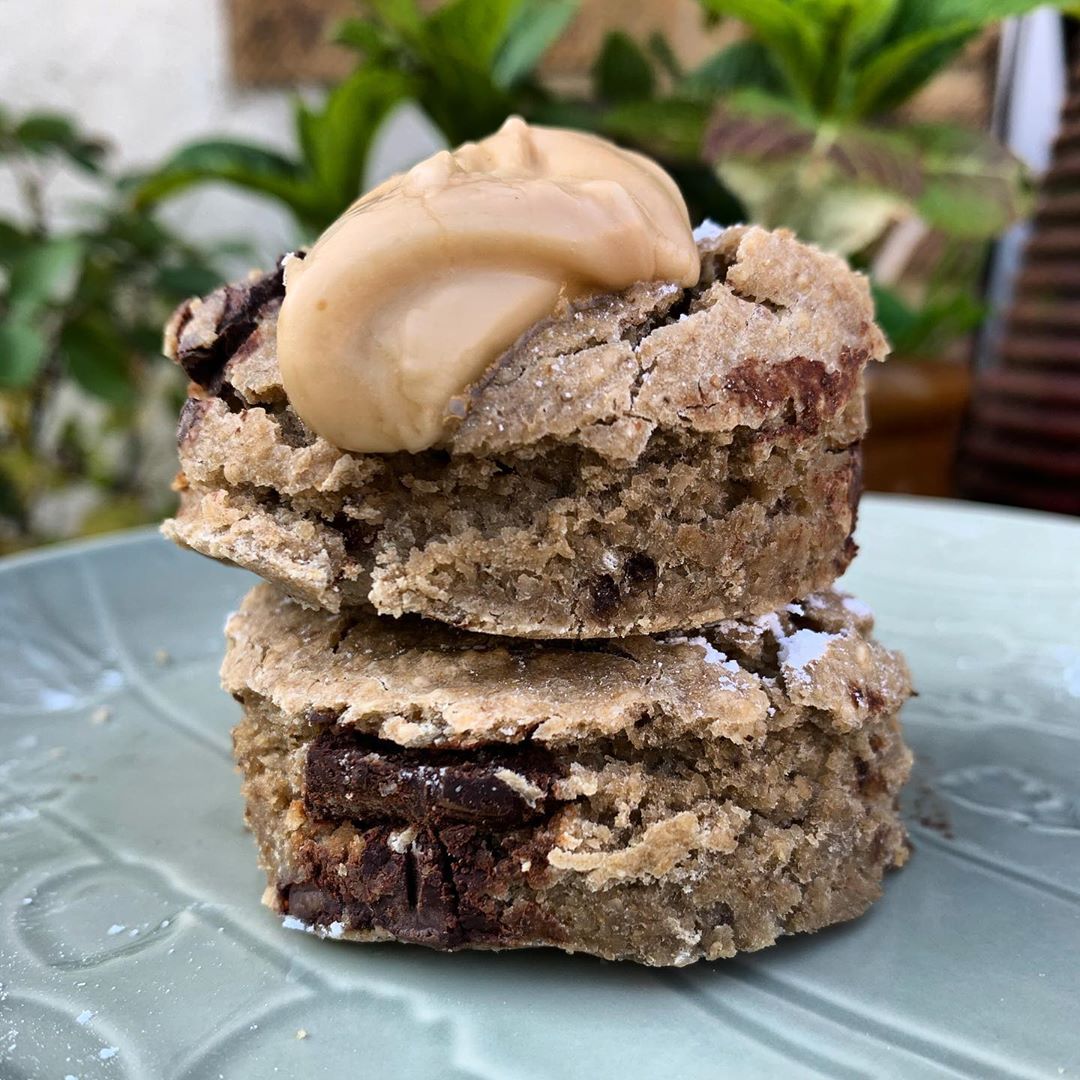 1 Minute Choc Chip Scones