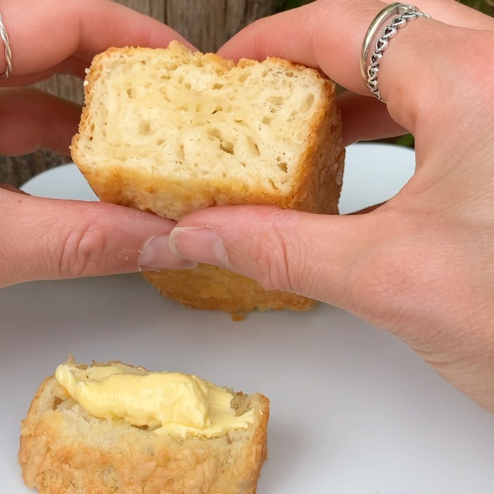 Quick and Easy Cheesy Bread